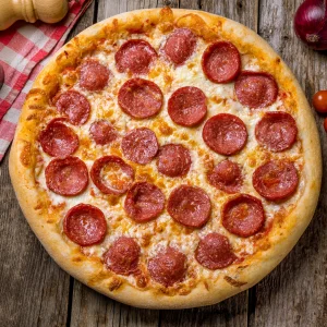 Salami pizza